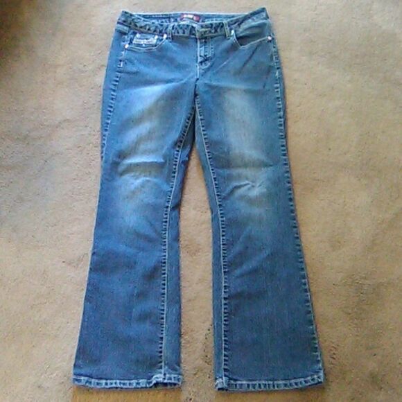 One Five One Embellished Slightly Flared Jeans - Picture 12 of 12